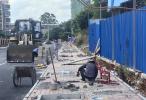 炎炎夏日建设忙 民生项目施工正酣