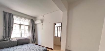丰江路附近二小书包套间，才8.8万（07642）18877782388