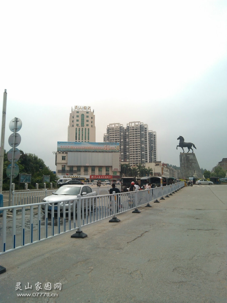 114044hf585gf51pyxppi8.jpg