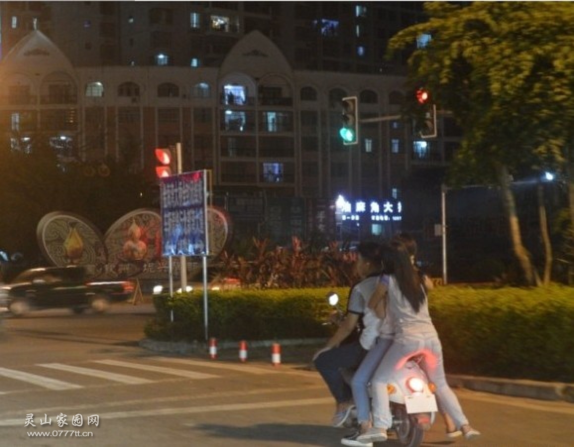 QQ图片20131111150816.jpg