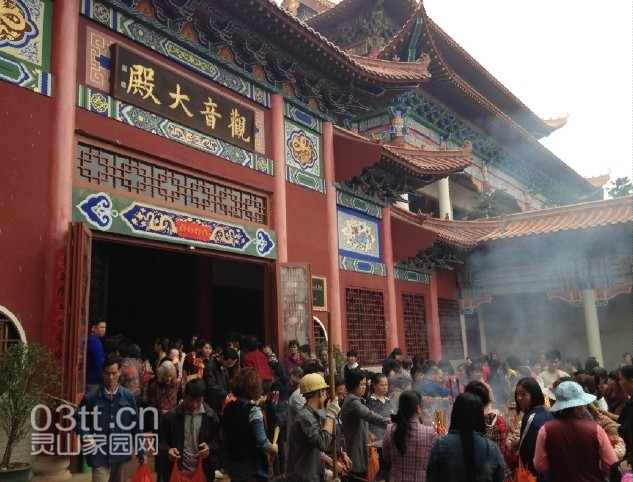 新的观音大殿很气派
