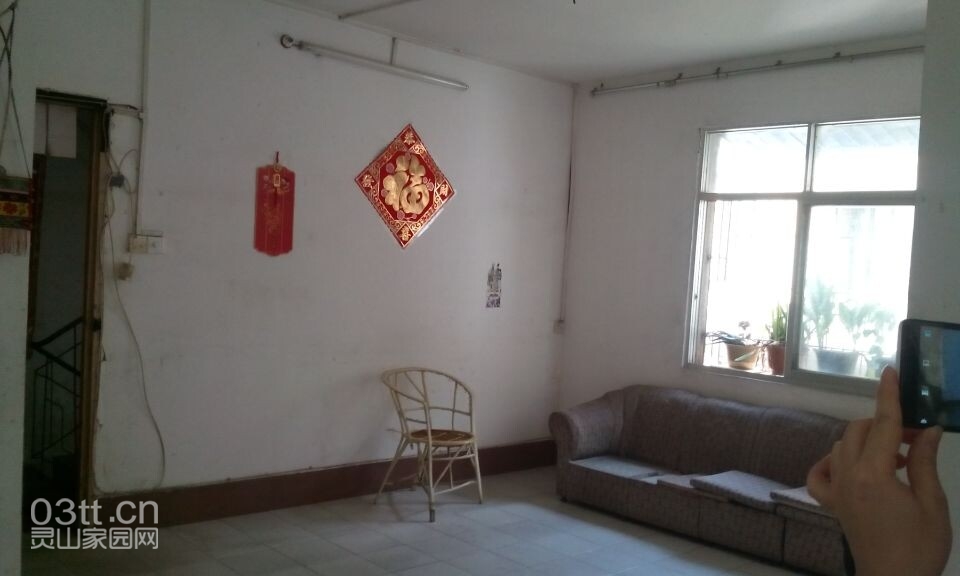 103402r529594g688y3pmw.jpg