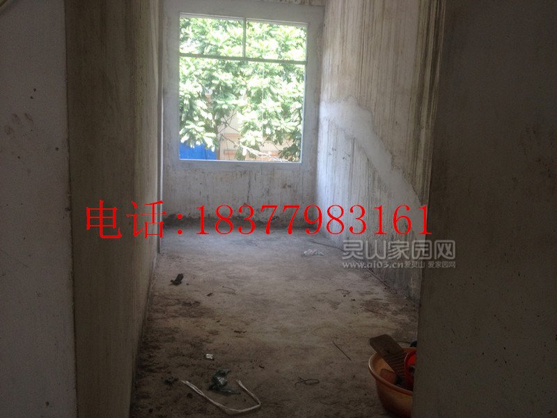 新兴路铺面8_副本.jpg