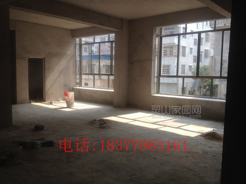 新兴路铺面3_副本.jpg