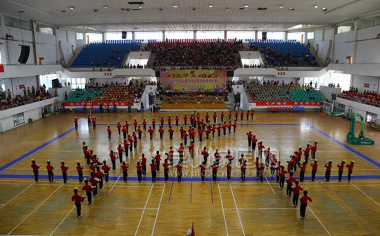 武利镇中心小学代表队在赛场上