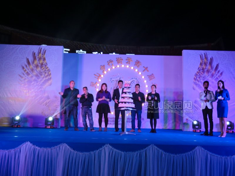 110634zs1fues8119swmcs.jpg