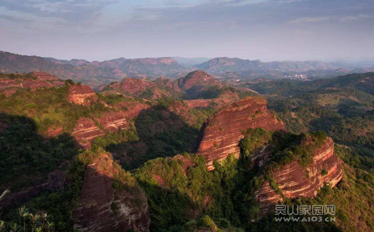 烟霞山.jpg