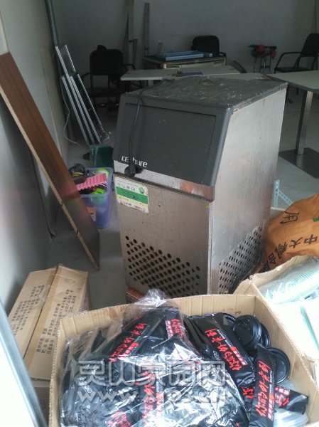 133741jcatcmbzabjrarat.jpg