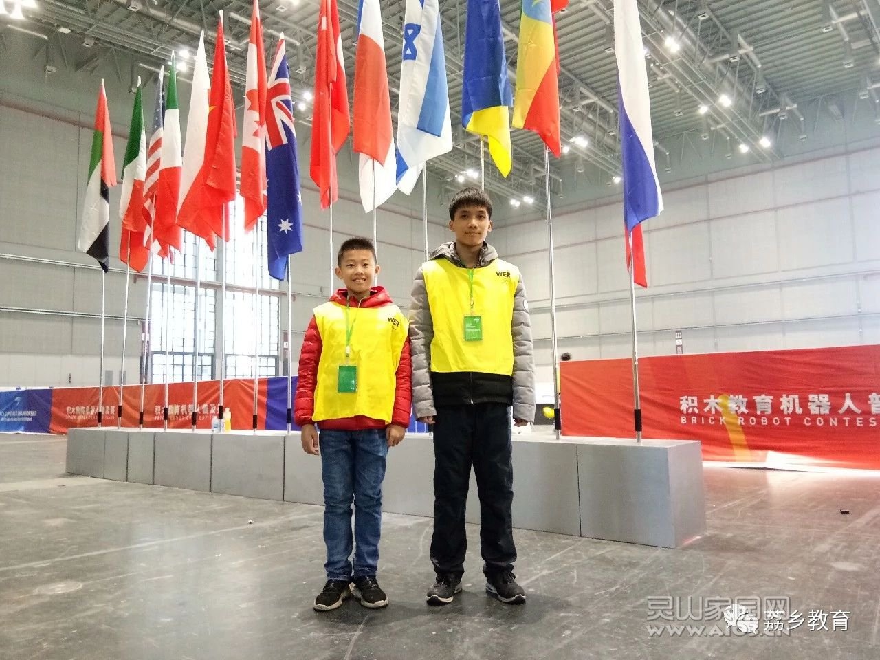 灵山县第三小学机器人队喜获2018年WER世界教育机器人锦标赛一等奖1.jpg