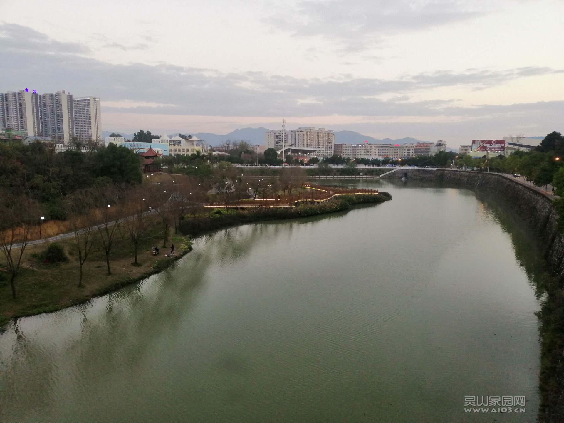 091156peehqxds2ek37tdn.jpg