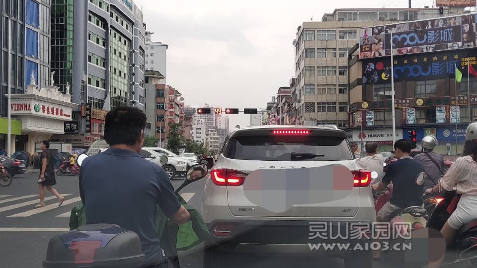 221654nxjqdvr8s0vqfj4z.jpg