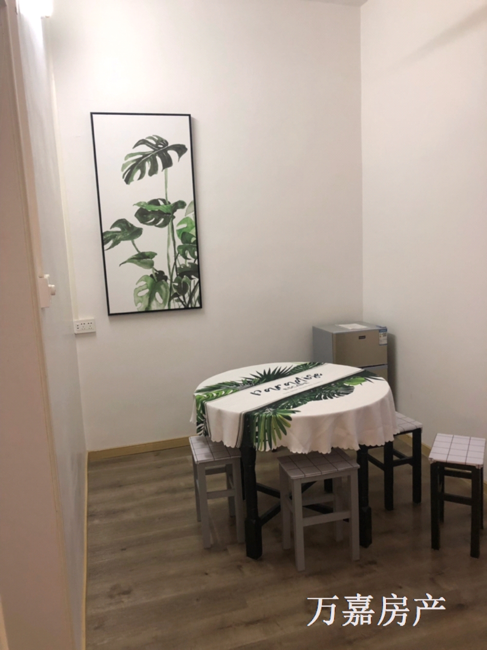 室内图_无标签(1).jpg