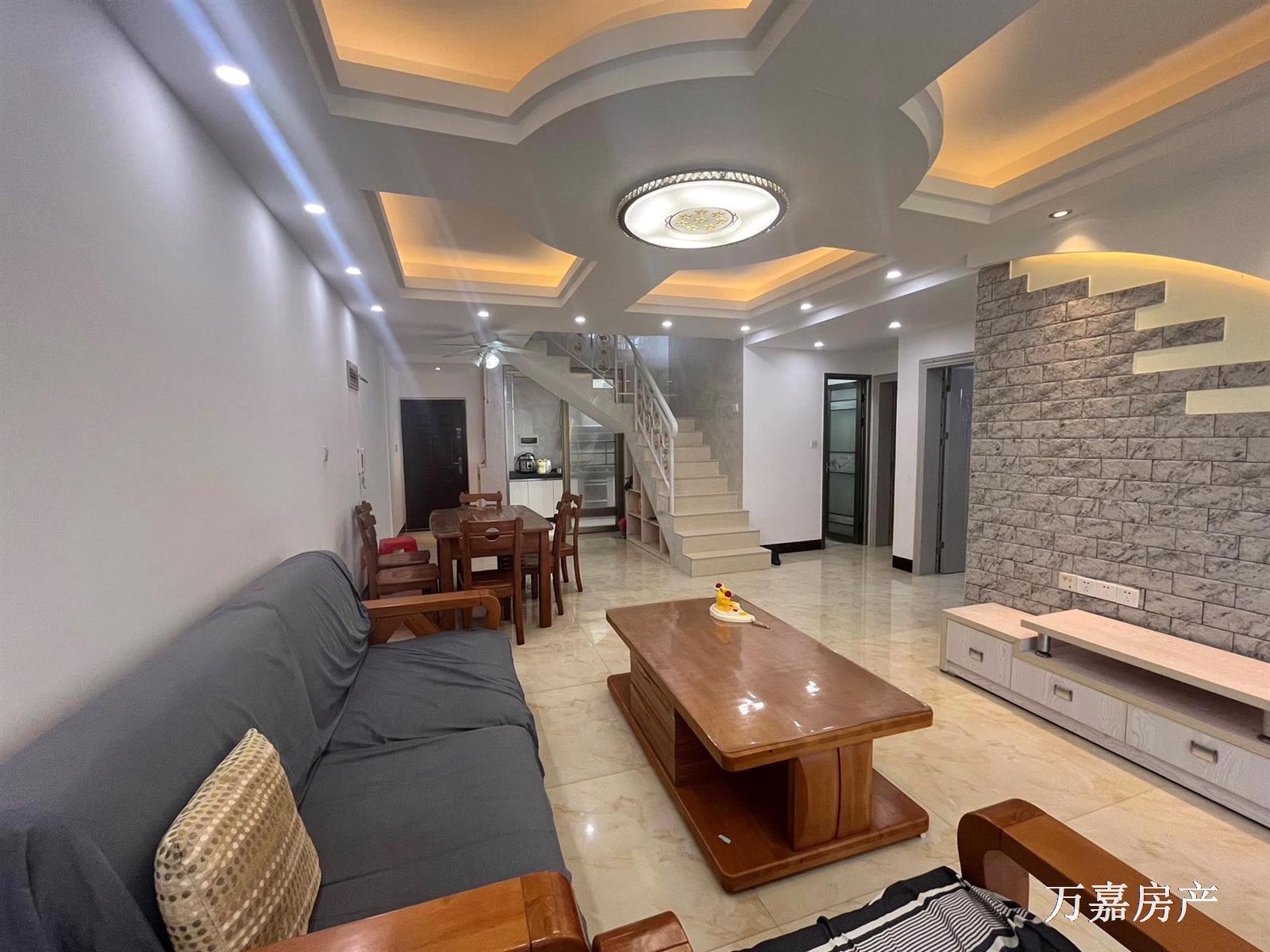 急售！湘桂电梯楼中楼179平5房，单价3240/平（06439）18877782388