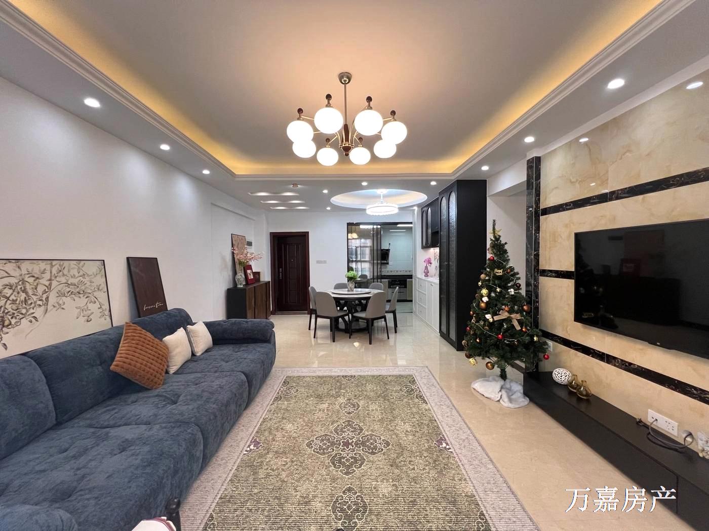 四小对面电梯精装大4房，0首付直接入住（06933）18877782388