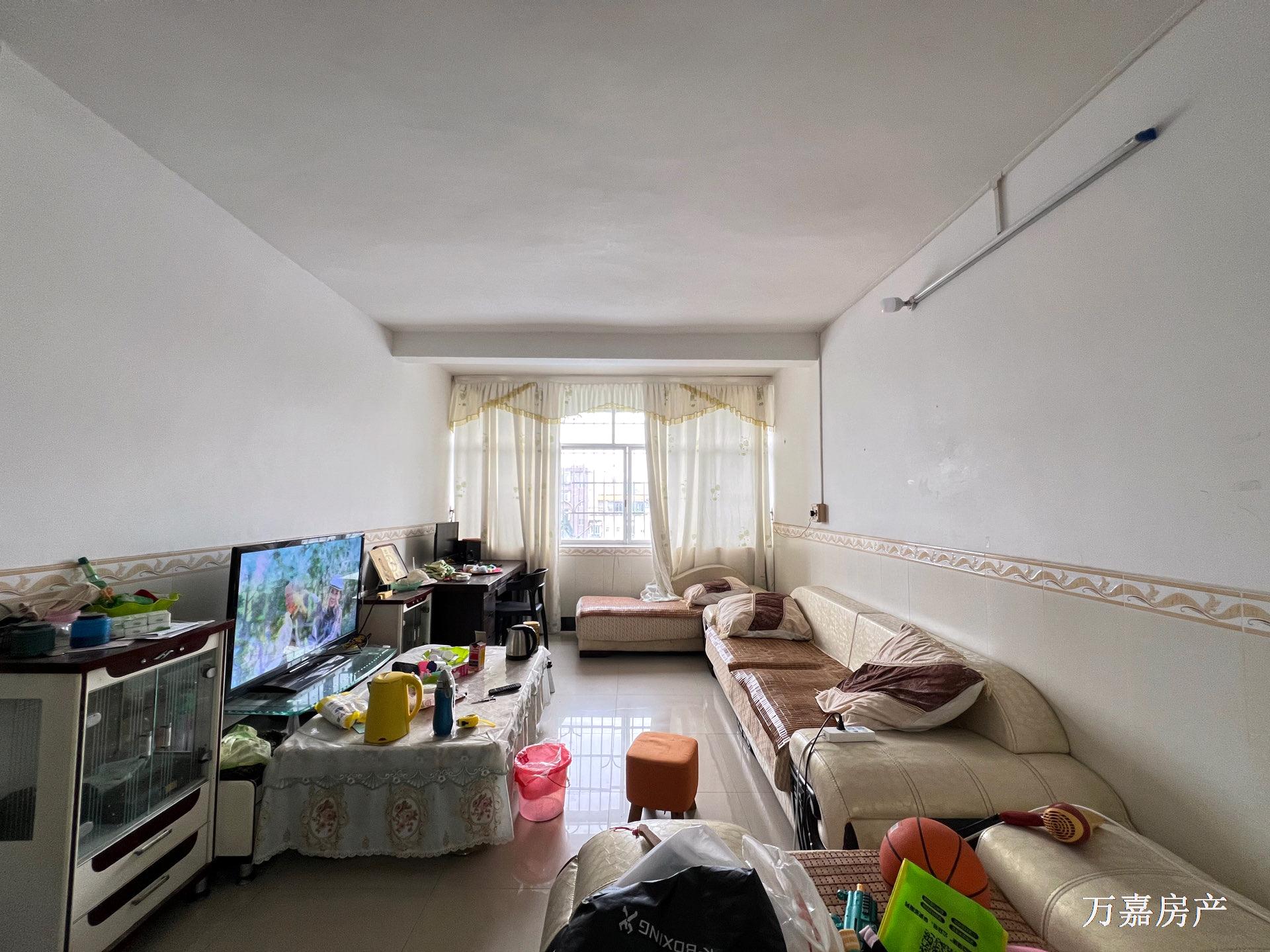 柑子园小区明亮3房有杂物间，急抛26.8万（06129）18877782388