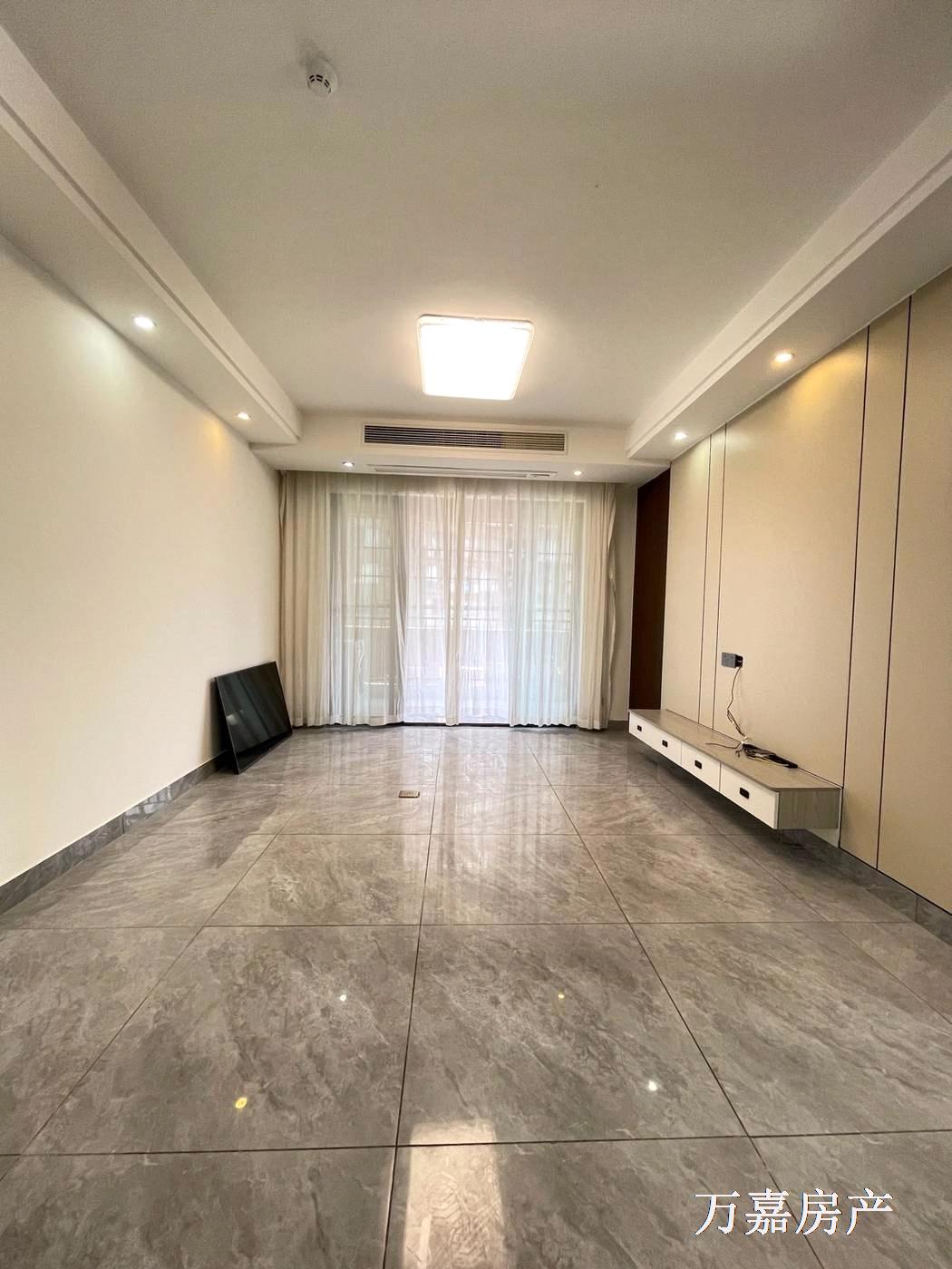 建开大院新净4房，直接入住，急售57.8万（06870）18877782388