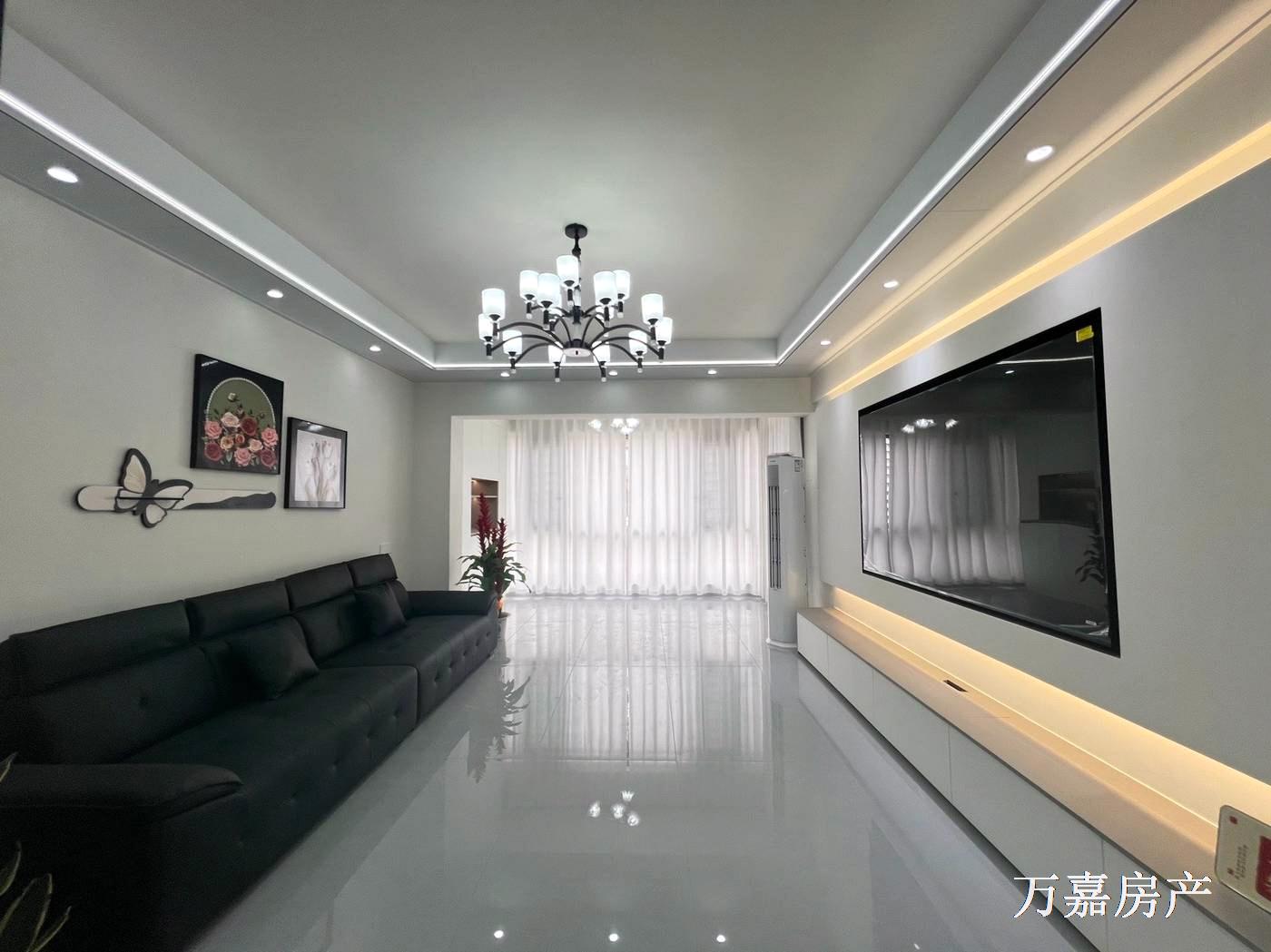 山水江南精装4房双大阳台，直接入住76.6万（06930）18877782388