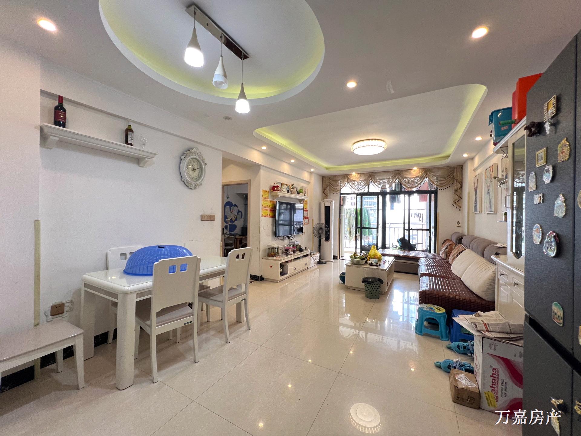 四小书包电梯新净3房送车位，抛46.8万（06822）18877782388