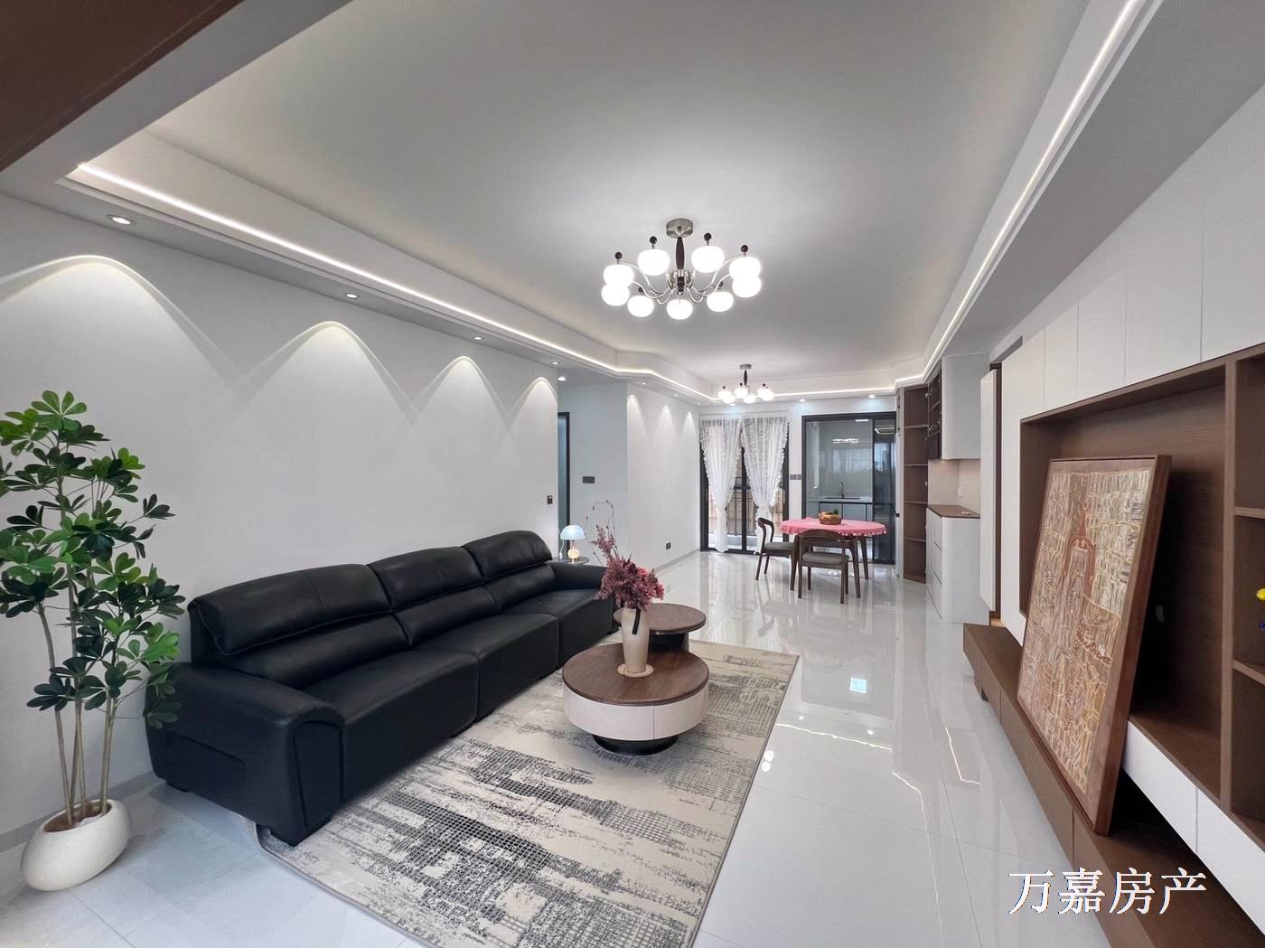 光大三期精装4房送车位，拎包可住66.8万（07023）18877782388