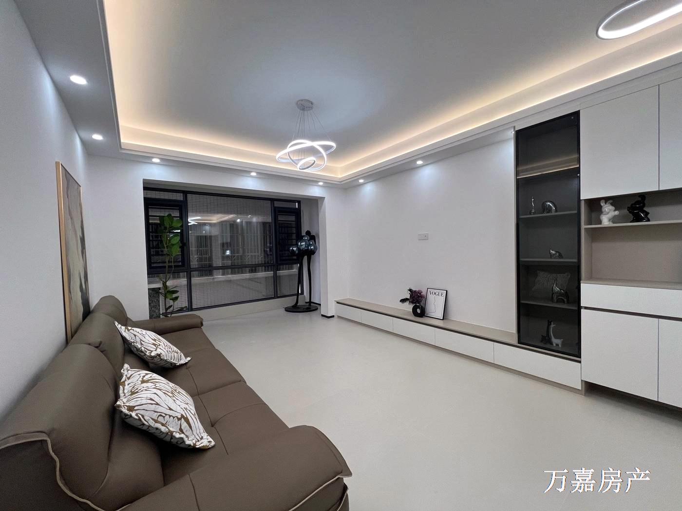 瑞和城电梯精装2房，首付3万拎包入住（07040）18877782388