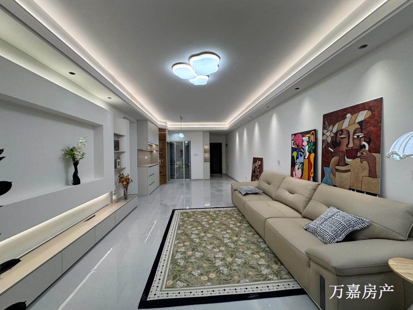 港泰城精装大3房，好楼层，抛61.8万（07134）18877782388