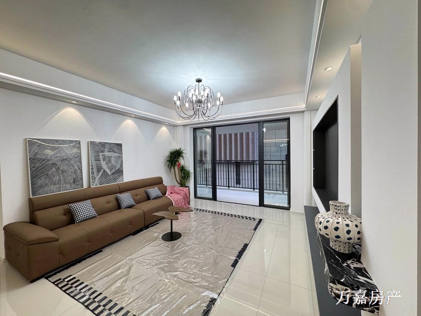 光大五期全新精装5房，拎包入住68万（07125）18877782388