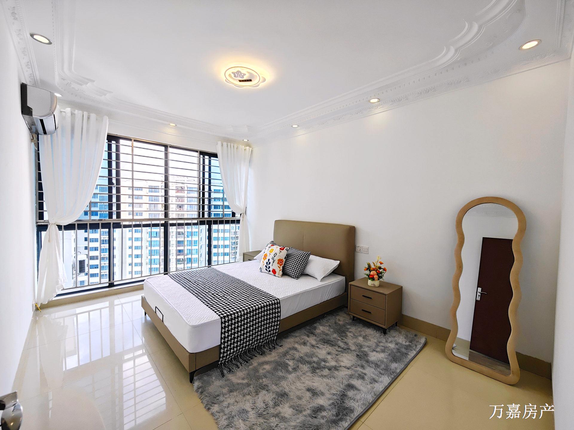 湘桂电梯新净4房，直接入住52万（02134）18877782388