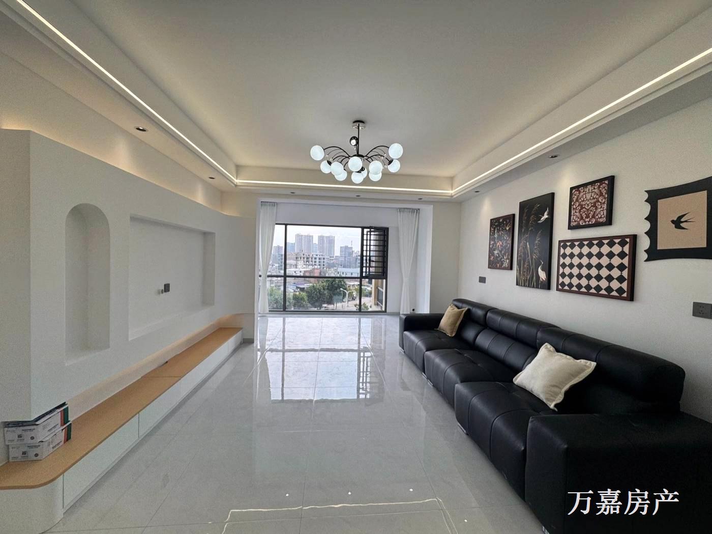 金尊府精装大4房未住过，抛69.8万（07004）18877782388