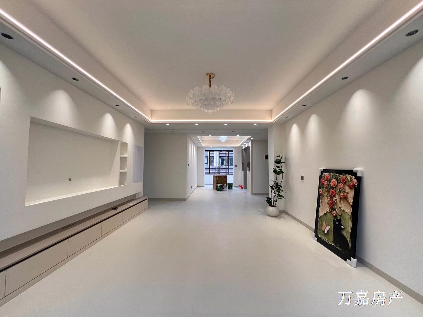 峯林府全新精装4房，小高层，75.6万（07102）18877782388