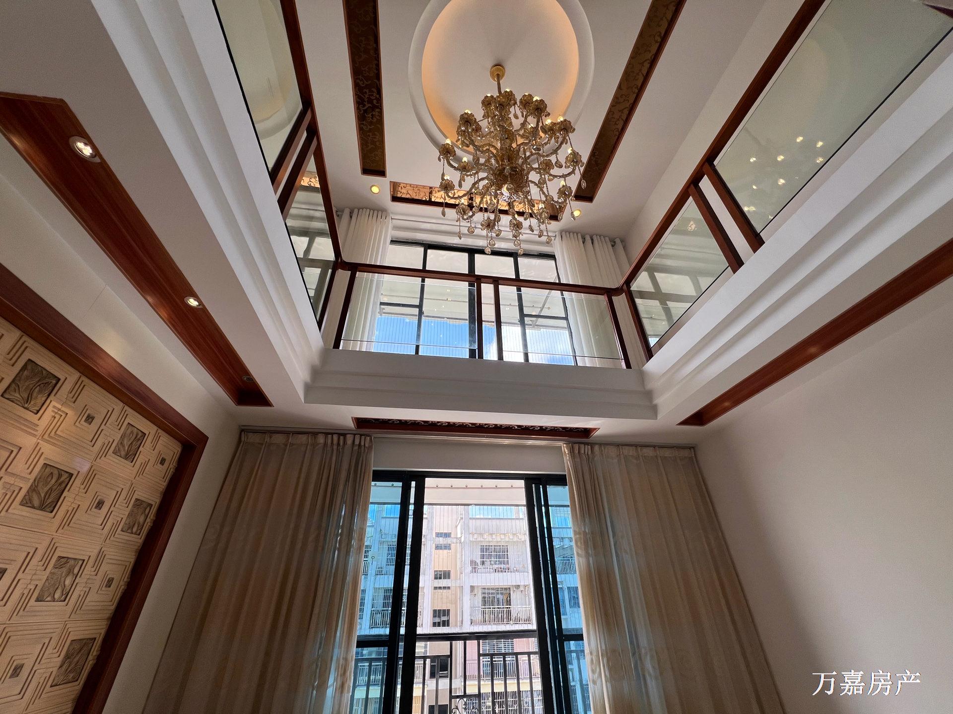 湘桂电梯楼中楼170平大5房，急售63.8万（03182）18877782388