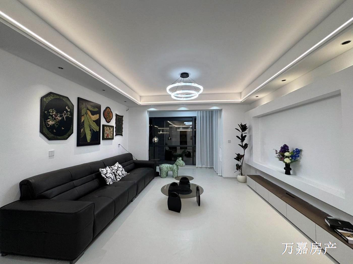 港泰城精装4房双主卧，直接入住68万（07136）18877782388