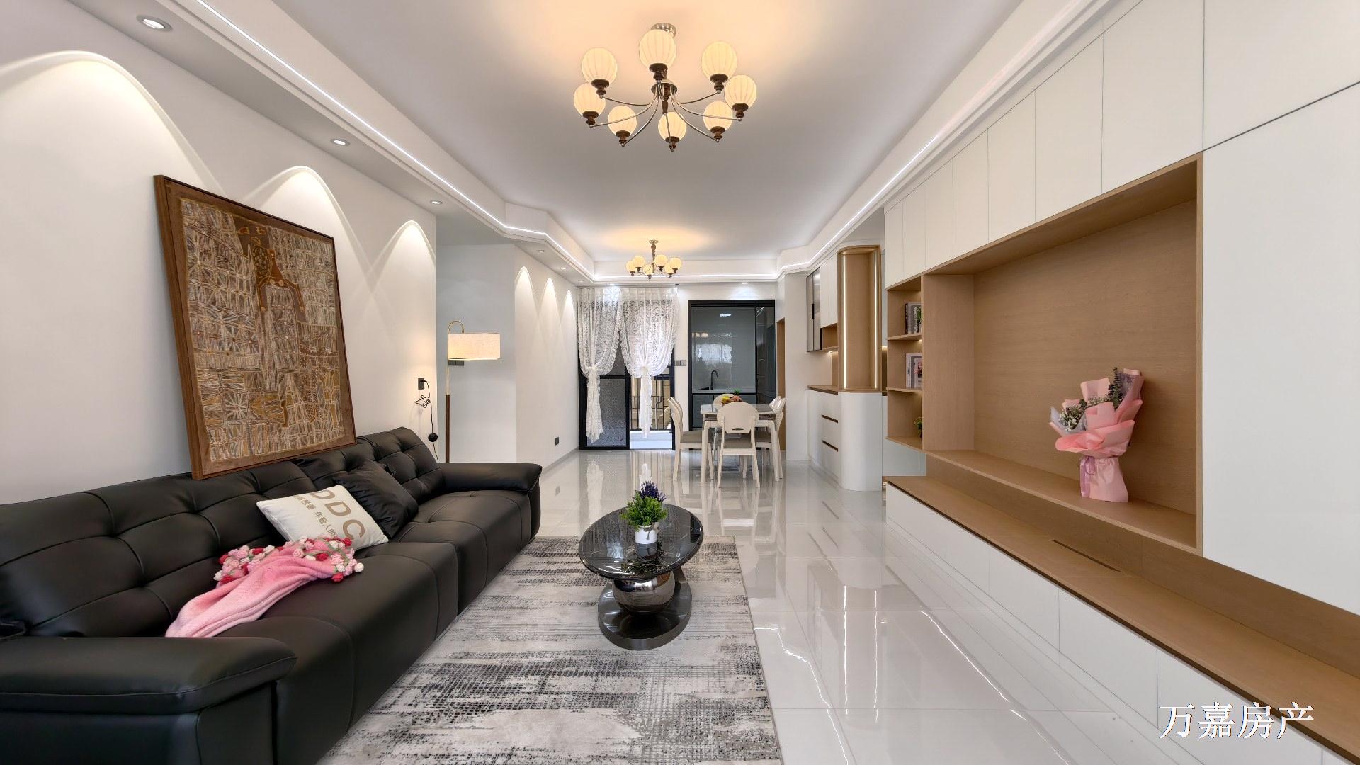 光大精装4房再送车位，拎包可住61.8万（07145）18877782388