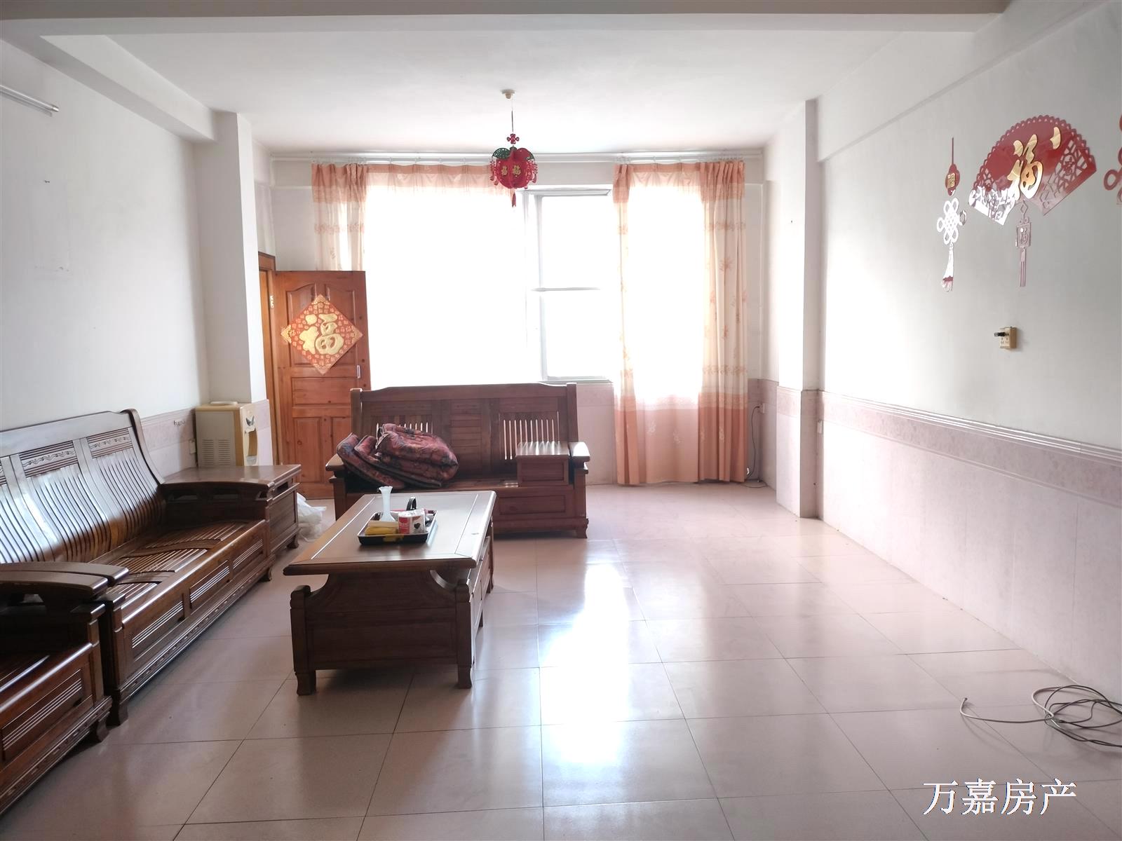 江南路人民银行附近3房，有门卫免物业，26.8万（06079）18877782388