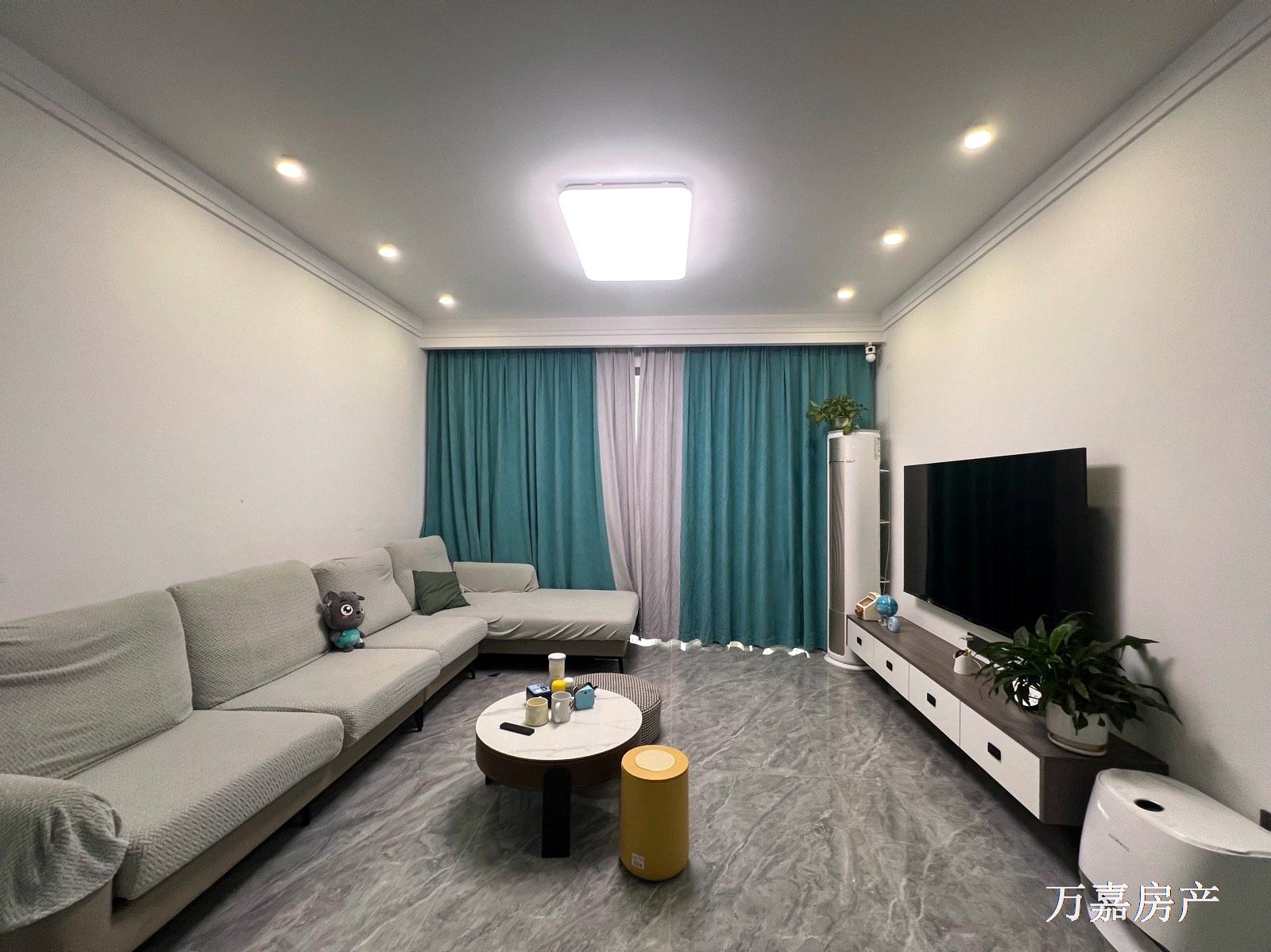 人工湖附近电梯精装4房，业主急售58.8万（07201）18877782388