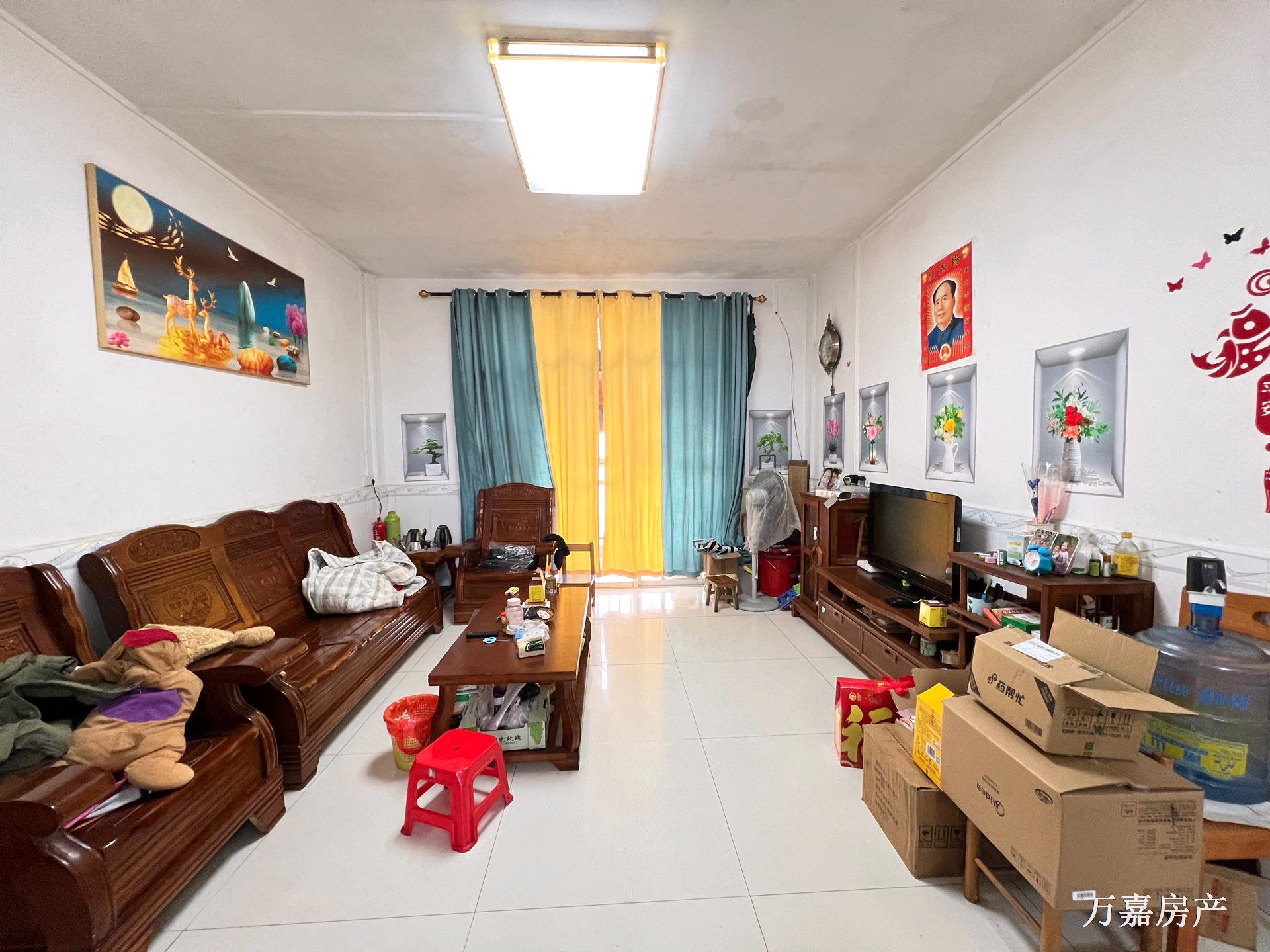 老城区二小书包3房2卫带杂物间，抛26万（06414）18877782388