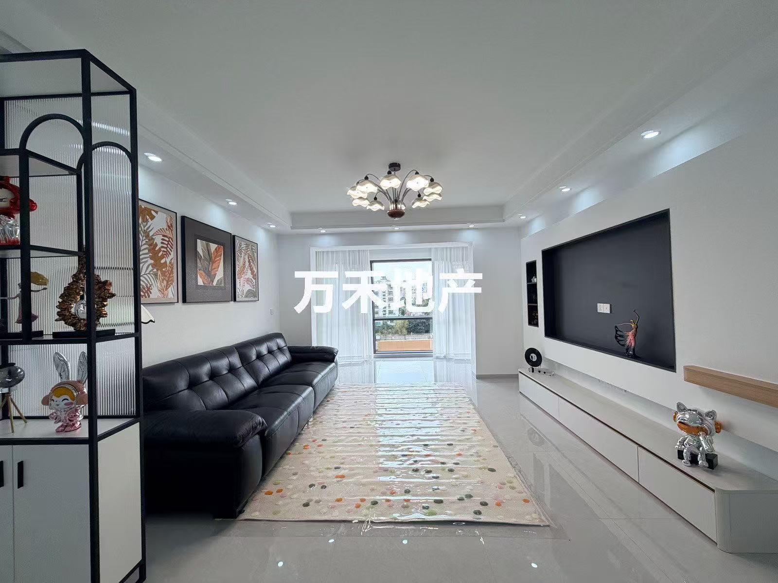 一线江景房，盛天最抵手全新大3房，0首付可上车，十小+三中学*，看房18277783501侯