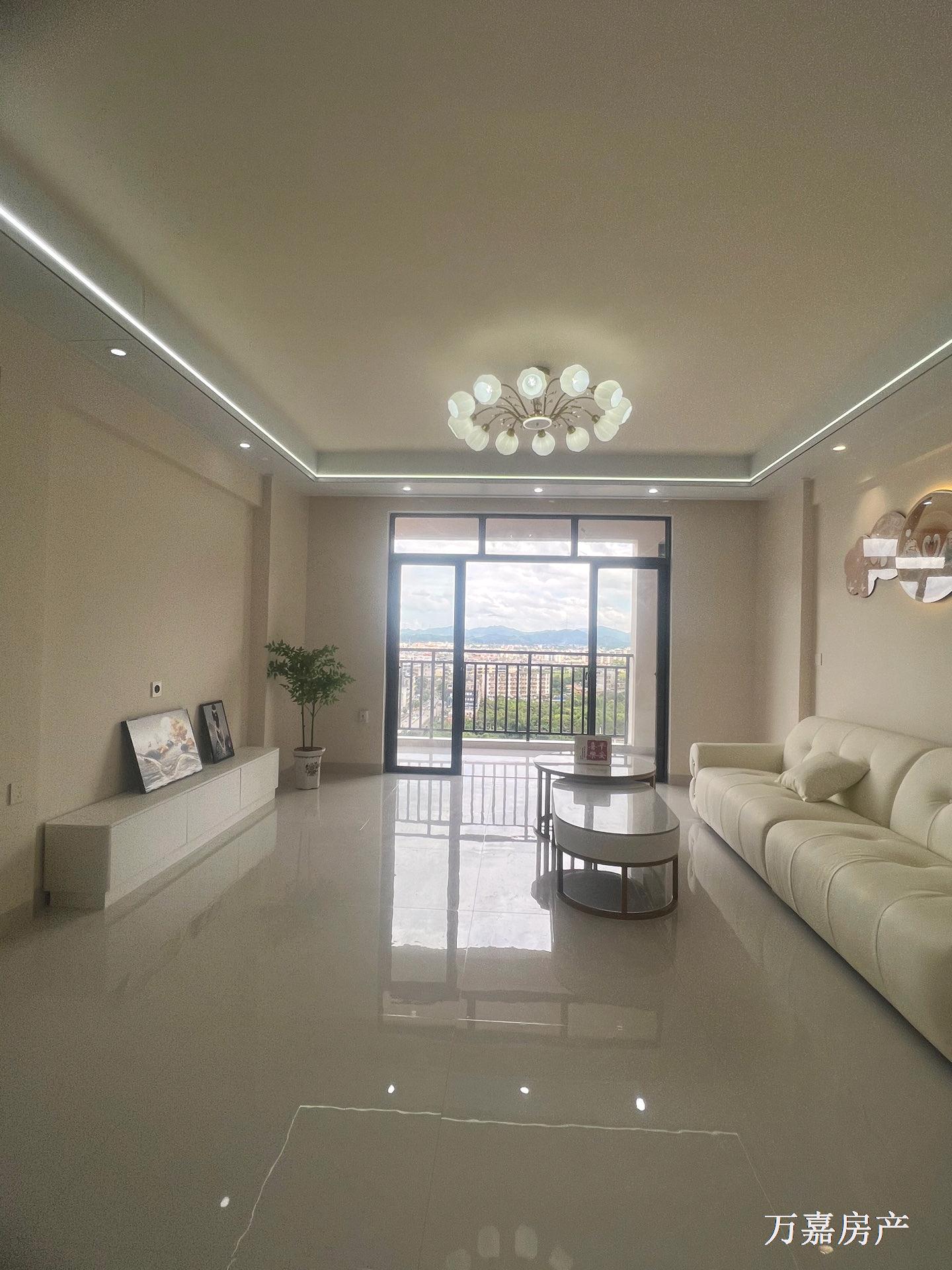 华荣荔园全新精装4房，近学校，抛56万（06657）18877782388