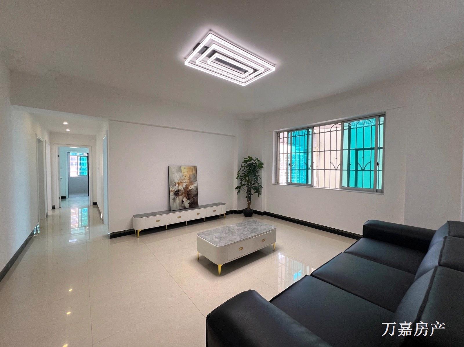 捡漏！实小书包电梯精装4房，急售46.8万（07207）18877782388