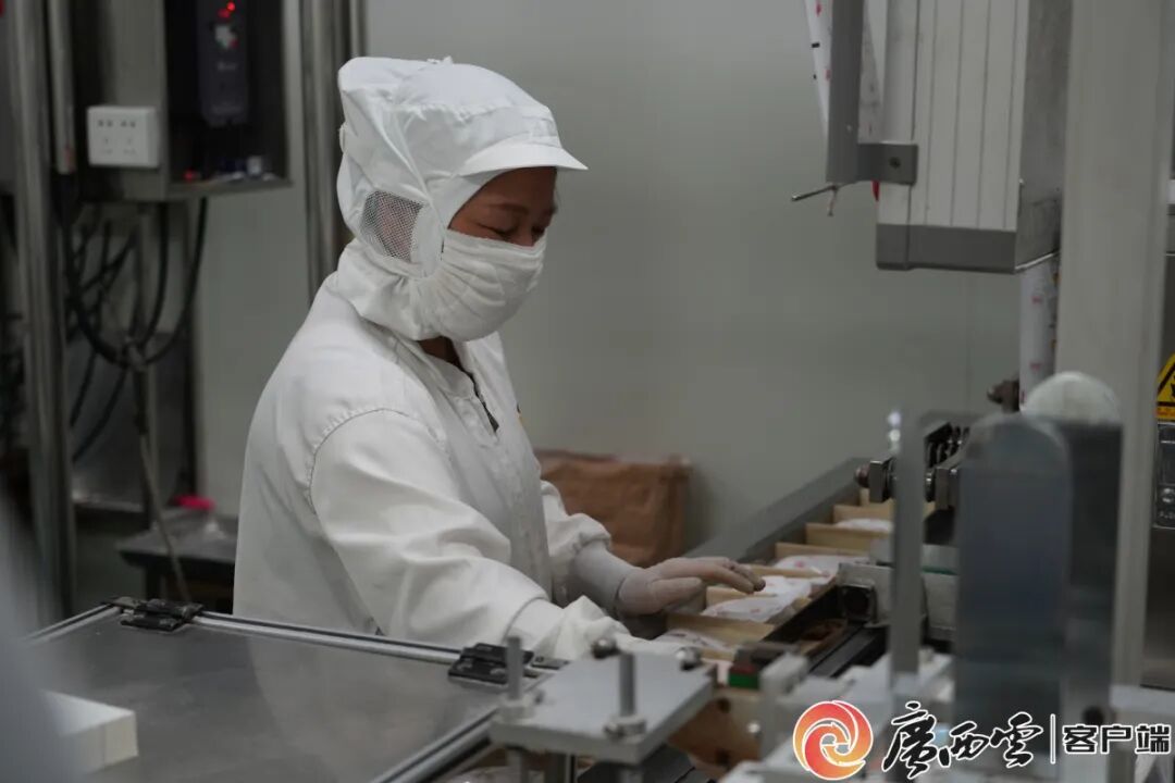 d5b9da99095e36a9a69f71012dca92d6.jpg